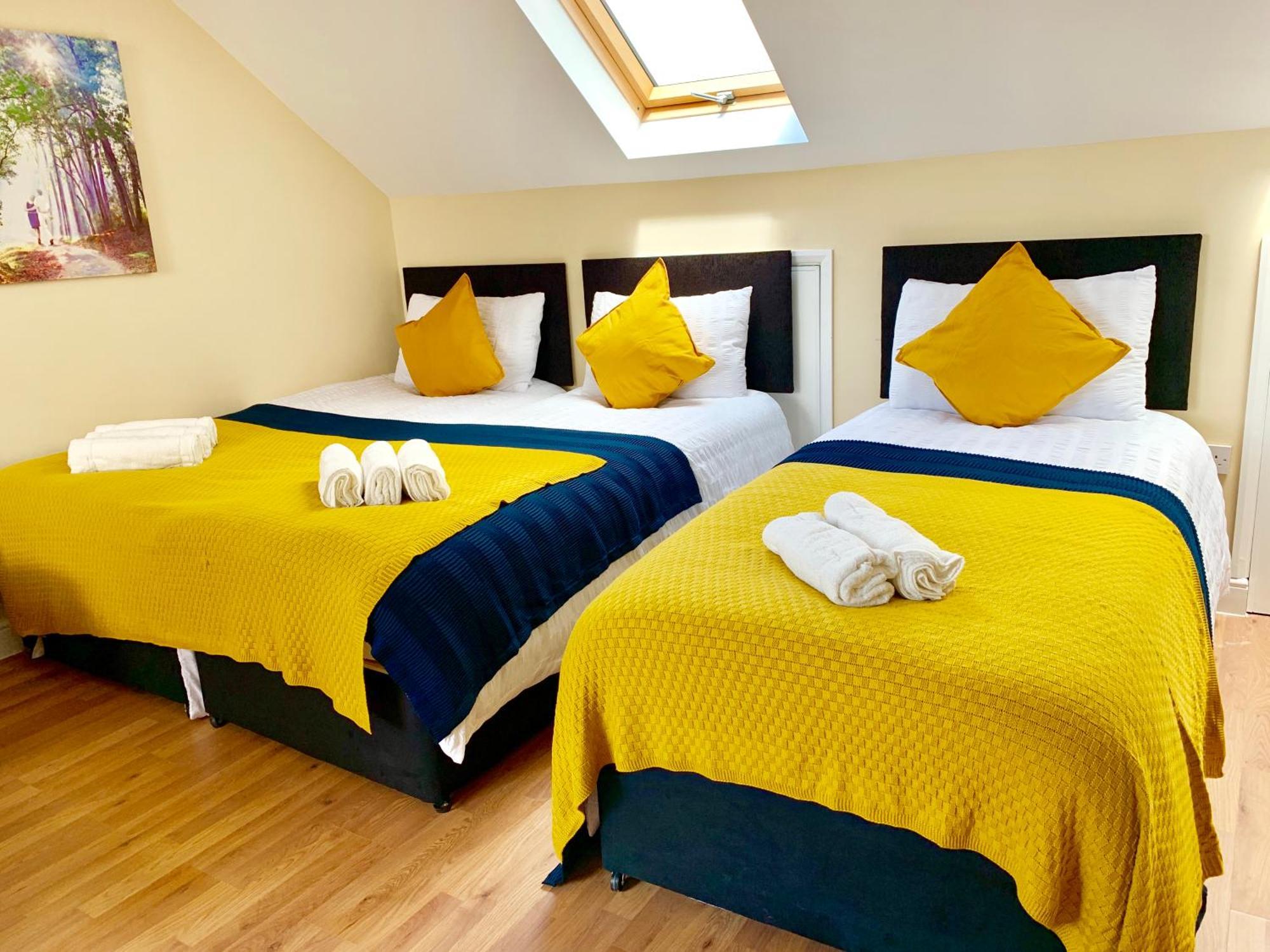 London Studio Apartments, Private Bathroom, Kitchenette, Parking, Np7 Zewnętrze zdjęcie